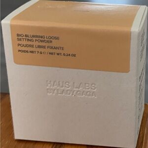 HAUS LABS Lady Gaga Bio-Blurring Loose Setting Powder Shade Golden